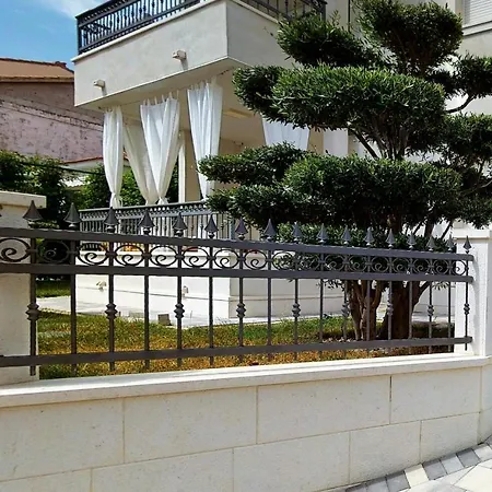 Apartment Olive Tree With Jacuzzi